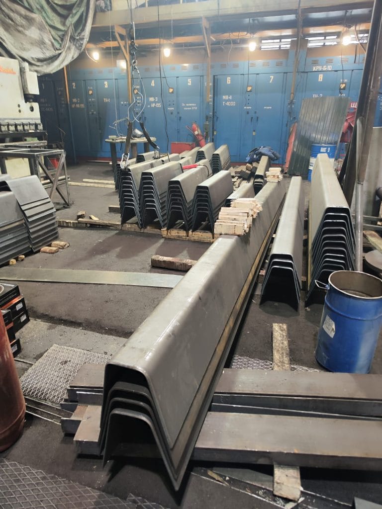 Изделие металлоконструкция